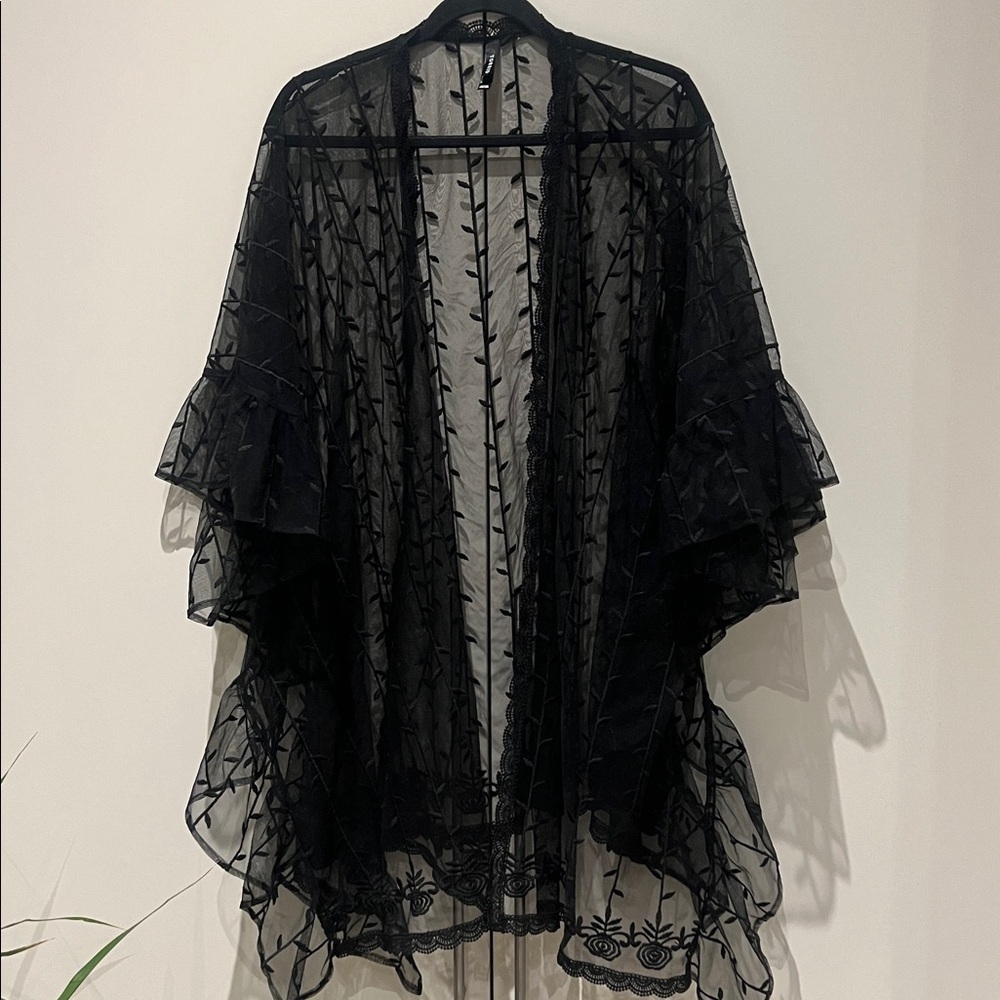 Torrid Black Lace Ruana Kimono Duster - Picture 5 of 14